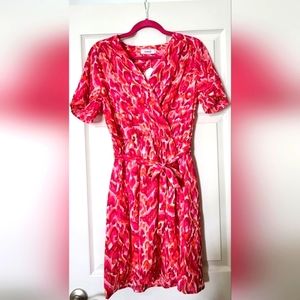 Papillon Paris Brand NWT Dress. Size Medium